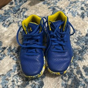 Under Armour Basketball shoes